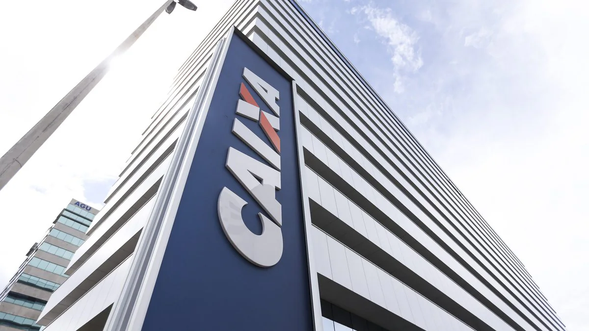 Greve da Caixa entra no 13º dia sem acordo